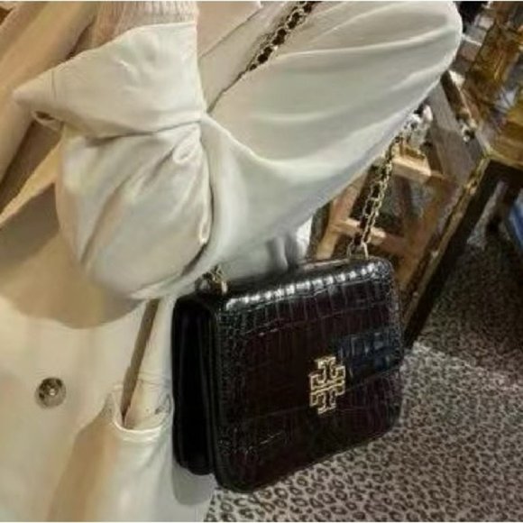 🔥NeW! Tory Burch Britten Embossed Small Adjustable Shoulder Bag - Picture 5 of 15